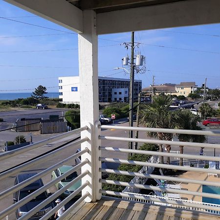 Sandpeddler Inn And Suites Wrightsville Beach Exterior photo