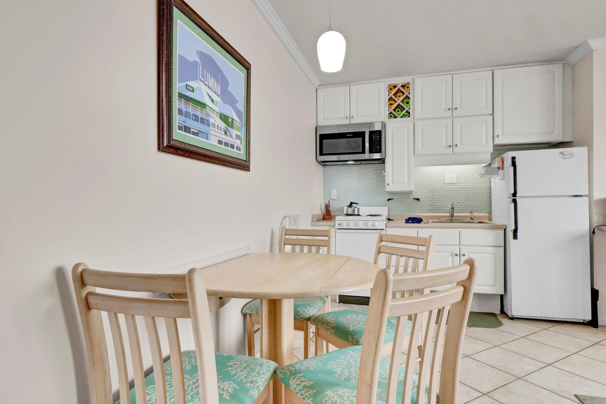 Sandpeddler Inn And Suites Wrightsville Beach Exterior photo